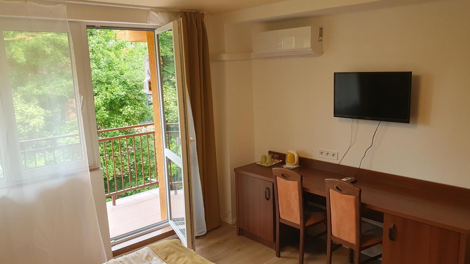 Hotel Felicia Kaluža 外观 照片