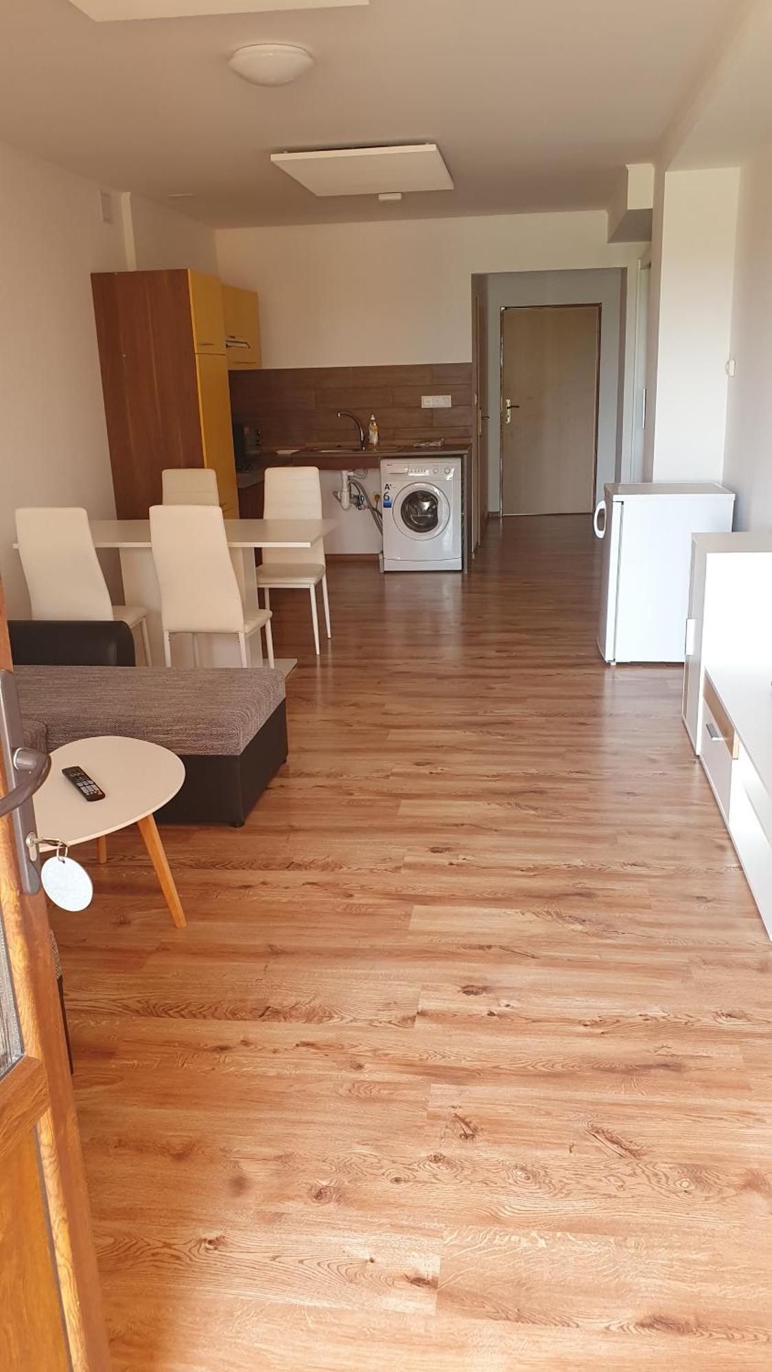 Hotel Felicia Kaluža 外观 照片